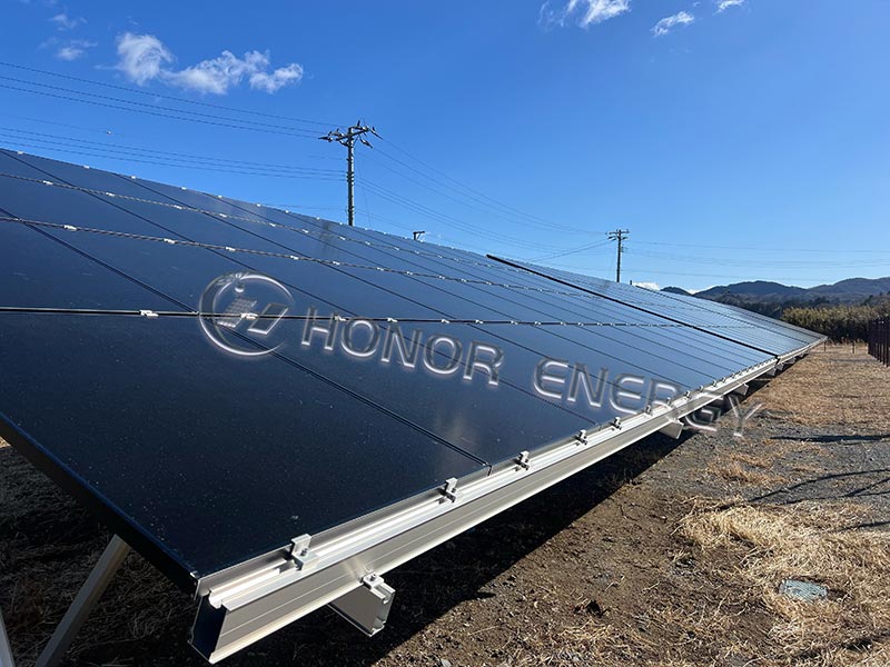 Успешно завършване на 700kW слънчева система за наземно монтиране в Сендай, Япония